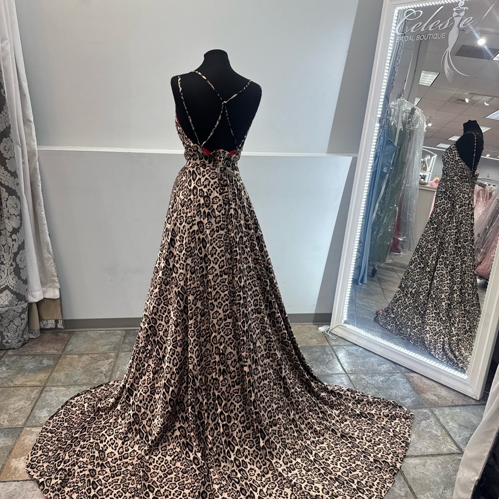 Mori Lee Leopard Print Dress with Black and Brown Tones red lining. - Picture 4 of 7